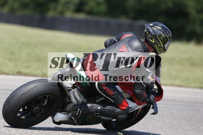 /44 09.08.2025 Plüss Moto Sport ADR/Einsteiger/unklar backside